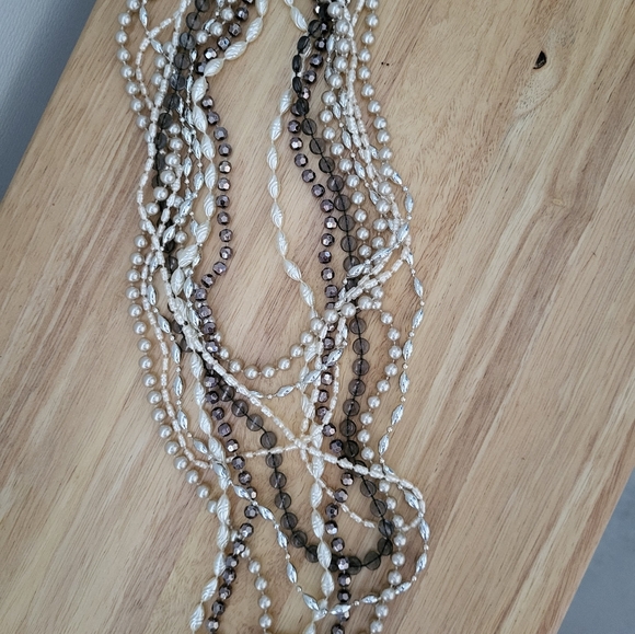 Multi-strand necklace - Picture 4 of 4